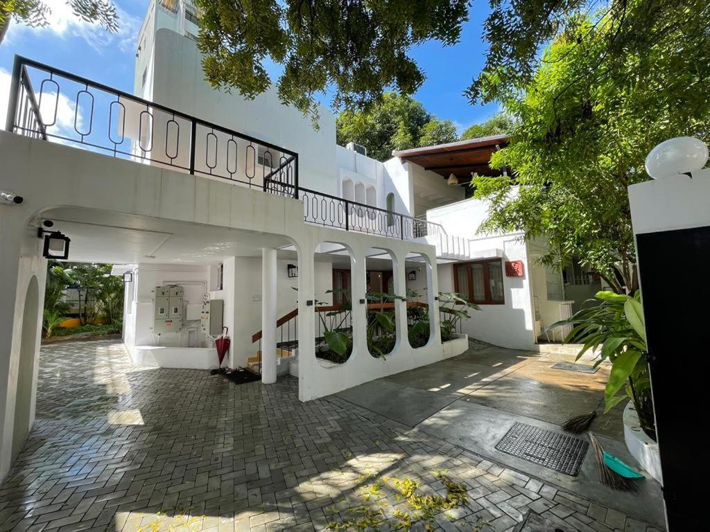 Hanu Reddy Residences - Nawab Habibullah Avenue Ченнаи Экстерьер фото